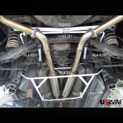 Lexus GS400 98-00 UltraRacing 2x2-bodová Spodná rozpera zadnej nápravy 931P