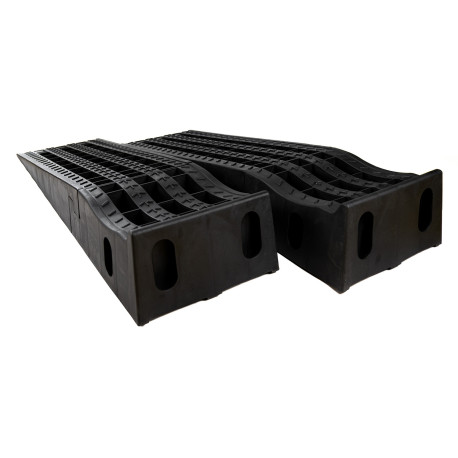 Zdviháky, podpery a nájazdy Odnímateľná rampa pre autá 1300x380x210mm | race-shop.sk