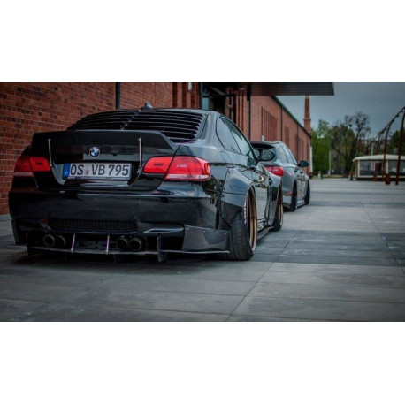 Body kit a vizuálne doplnky Zadný nárazník BMW M3 Coupe E92 | race-shop.sk