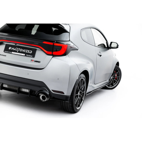 Body kit a vizuálne doplnky Street Pro zadné bočné splittery Toyota GR Yaris Mk4 Facelift (čierne) | race-shop.sk