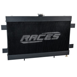 RACES Univerzálny vodný chladič - 750×510×63mm - Čierny