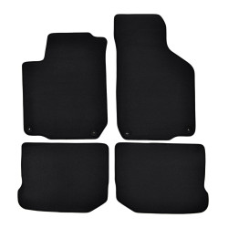 Prémiové čierne velúrové autokoberce pre VOLKSWAGEN Golf IV 1997-2003 4 kusy