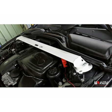 Rozpery ULTRA RACING 2-bodová predná horná rozpera pre BMW E60 (535i) 3.5TT 07-10 | race-shop.sk