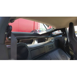Interiérová rozpera uchytenia pásov Nissan 350Z