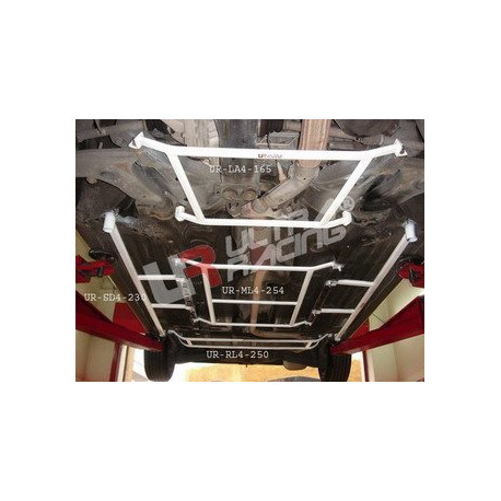 Rozpery Mitsubishi FTO UltraRacing 2x 4-bodové postranné rozpery podlahy | race-shop.sk