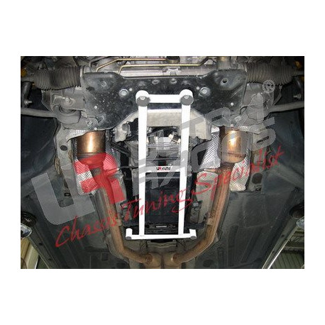 Rozpery Mercedes CLK 320 C209 02-09 UltraRacing 4-bodová Predná rozpera "H-Brace" | race-shop.sk