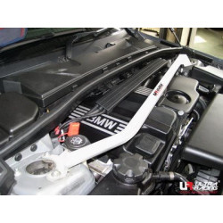BMW 1 04-11 E87 (120i) 2.0 UltraRacing Vrchná rozpera/rozperná tyč predných tlmičov