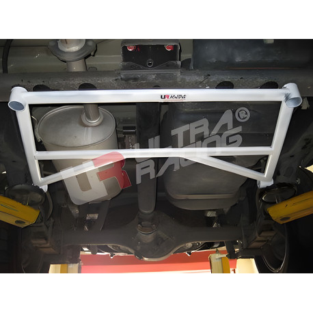 Rozpery ULTRA RACING 4-bodová zadná spodná rozpera pre Isuzu D-Max 2.5D Auto | race-shop.sk